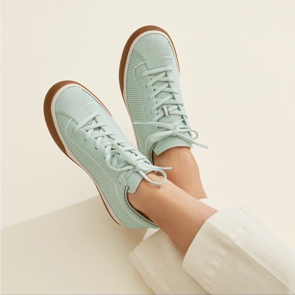 Rothy's Lace Up Spearmint Sneaker Women's Size 7